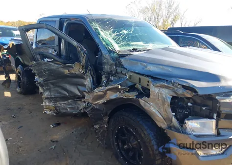 2021 Ford F-150 Xl z USA, uszkodzony, nr VIN 1FTEW1EPXMFC02041